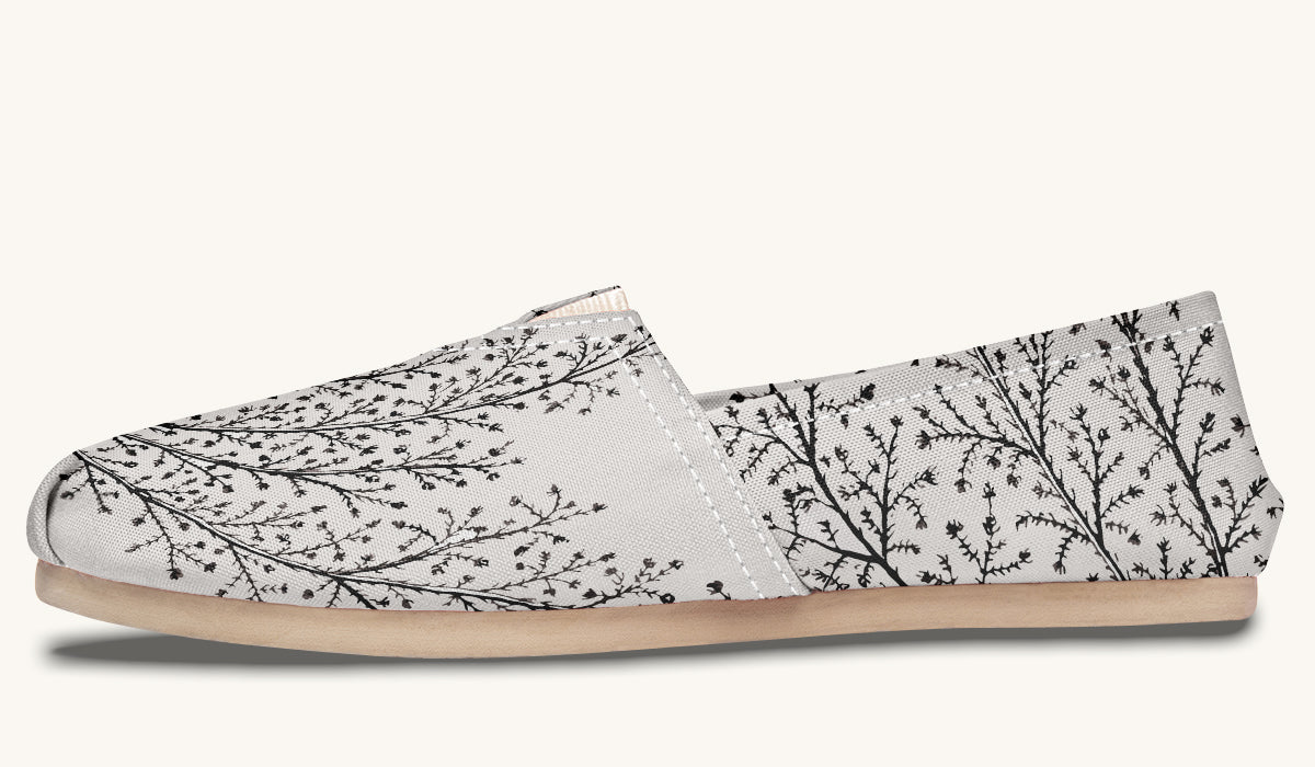 A Delicate Breath Bw Casual Shoes - Jaded Lament