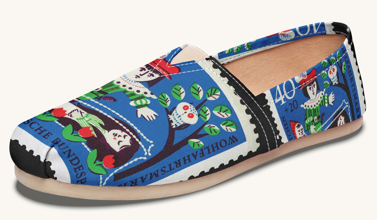 Before The Kiss Casual Shoes - Jaded Lament
