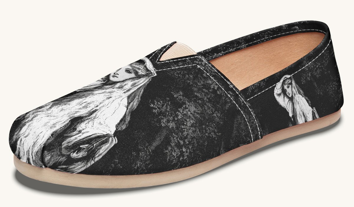 She Watched the Bones Sink Black Casual Shoes - Jaded Lament