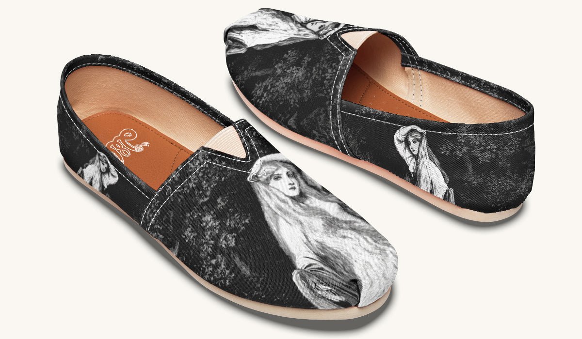 She Watched the Bones Sink Black Casual Shoes - Jaded Lament