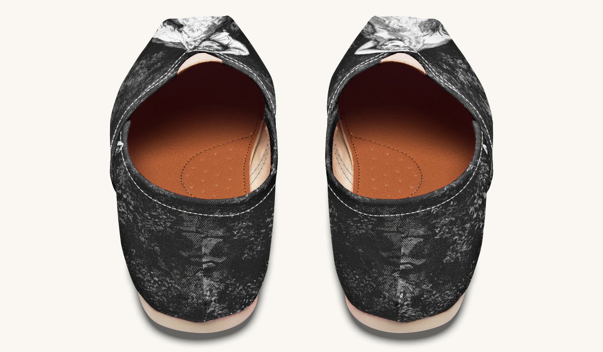 She Watched the Bones Sink Black Casual Shoes - Jaded Lament