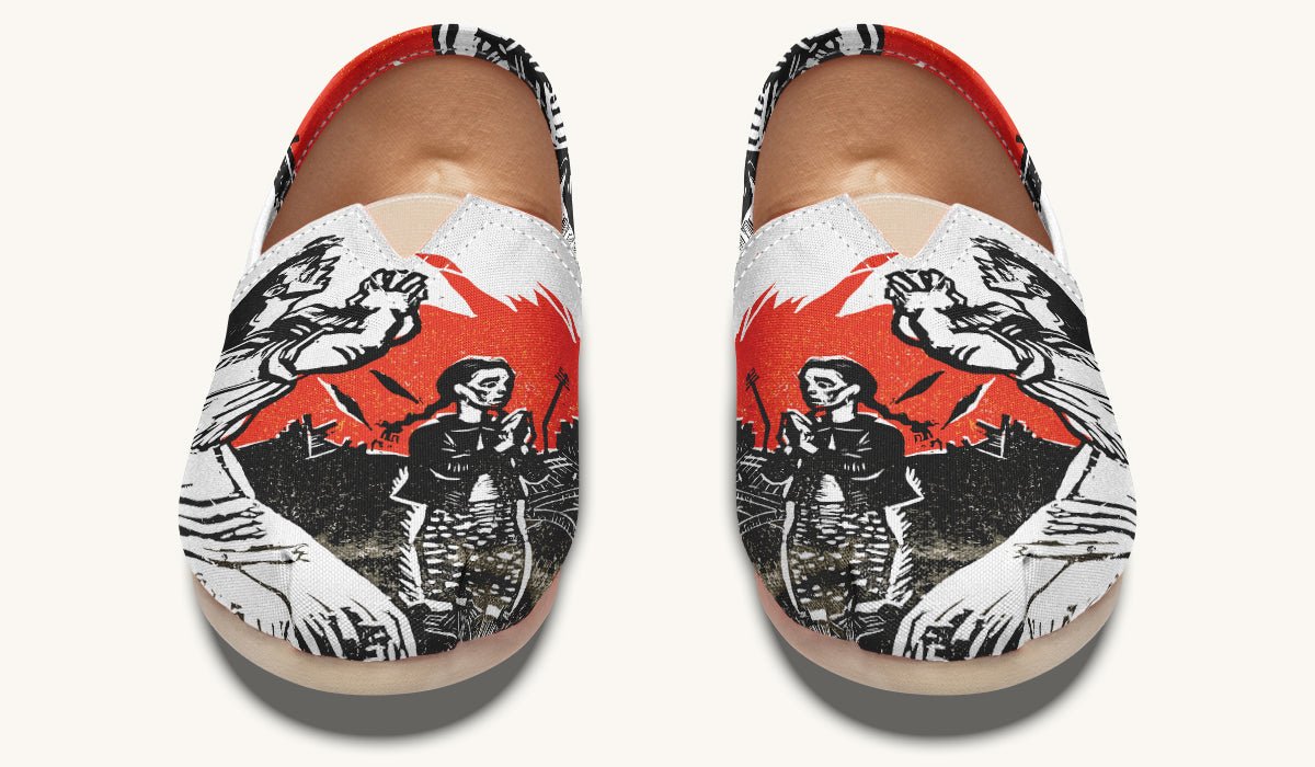 What They Remember Casual Shoes - Jaded Lament