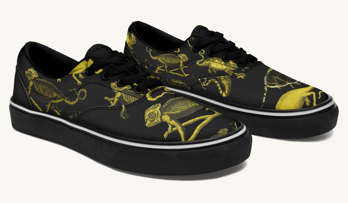 Reptilian In Bloom Yellow Black Classic Shoes - Jaded Lament