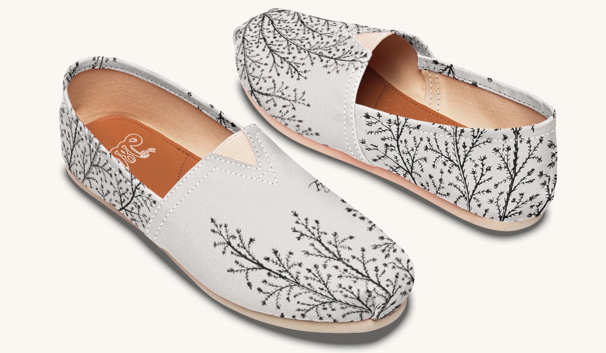 A Delicate Breath Bw Casual Shoes - Jaded Lament