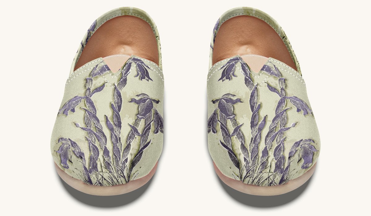 Hope Wears a Feather Casual Shoes - Jaded Lament