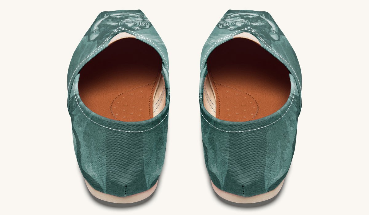 Last Plea Of Iphigenia Casual Shoes - Jaded Lament