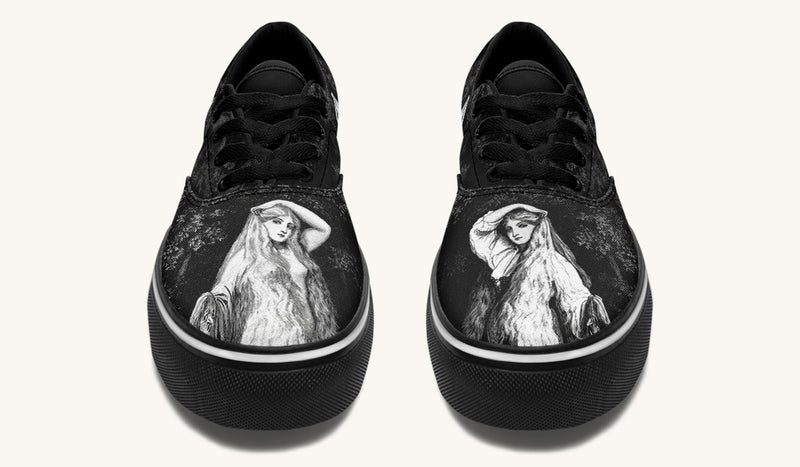 She Watched The Bones Sink Black Classic Shoes - Jaded Lament