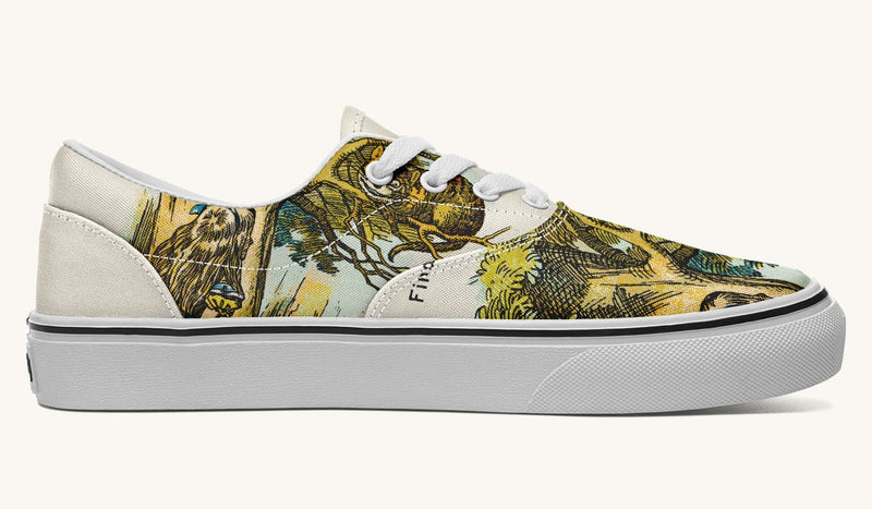 heshire Knows Classic Shoes - Jaded Lament