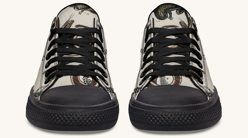 An Arrangement of Frogs and Snakes Lowtops - Jaded Lament