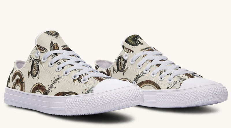 An Arrangement of Frogs and Snakes Lowtops - Jaded Lament