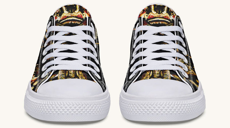 Crawl the Sea of Stars Black Lowtops - Jaded Lament