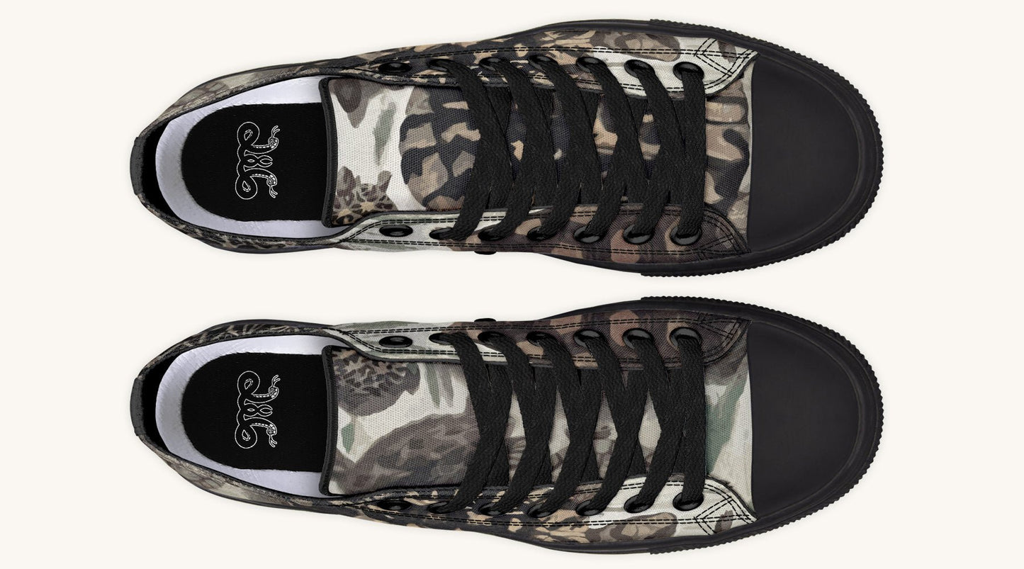 Turtle Time Desaturated Lowtops - Jaded Lament